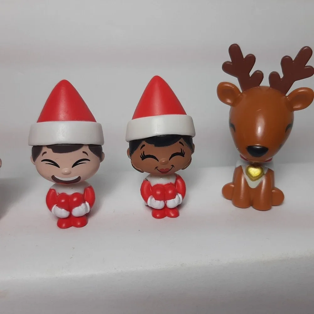 Elf on the Shelf Elf Pets Minis Lot of 17 Pieces Elves Pets Cars Trees